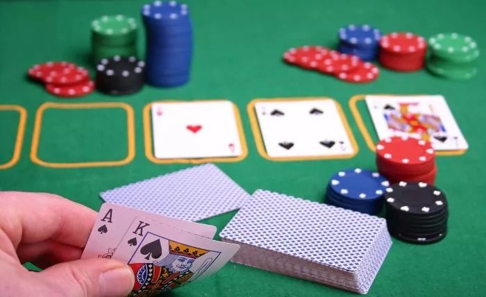 不能不知的四支刀規則!讓你贏到7位數!|TU娛樂城 5 四隻刀買牌限制